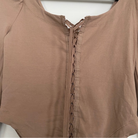 BNWT Free People Lace up top in size Small - Picture 7 of 7